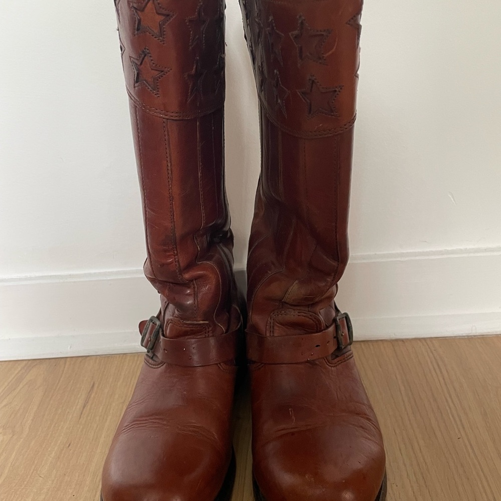 Frye boot
